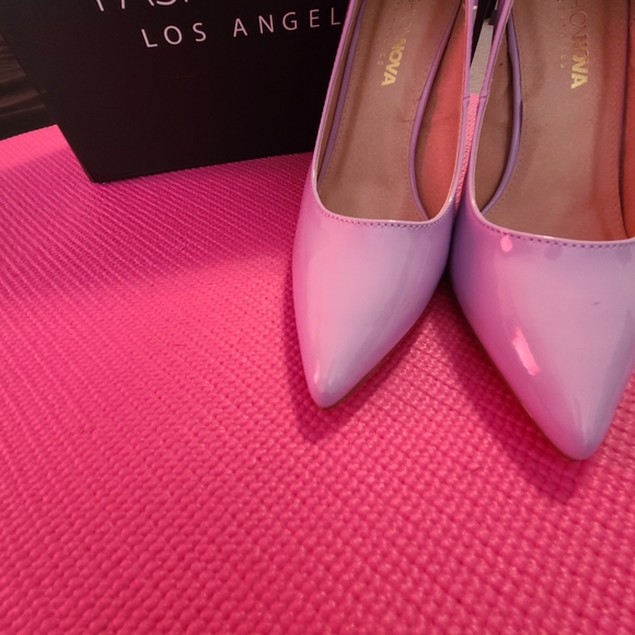 Fashionnova Heels - Picture 3 of 3